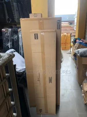 Brand New DGX 670B Portable Grand Piano With Stand