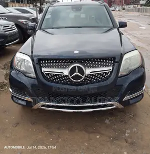 Mercedes-Benz GLK-Class 350 2014 Blue