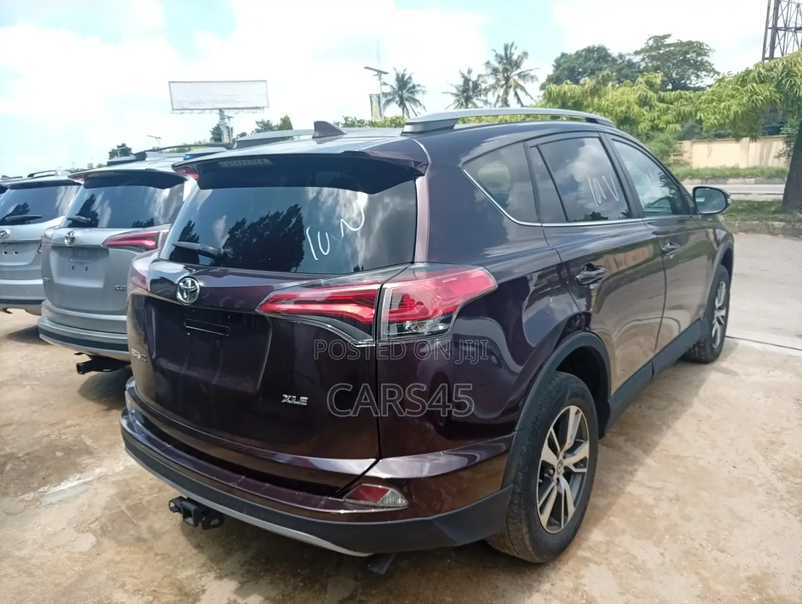 Toyota RAV4 2018 Burgandy