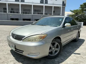 Toyota Camry 2003 Silver