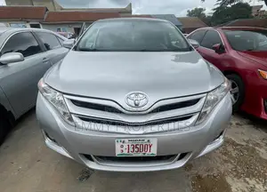 Toyota Venza XLE 4dr Wagon (2.7L 4cyl 6A) 2014 Silver