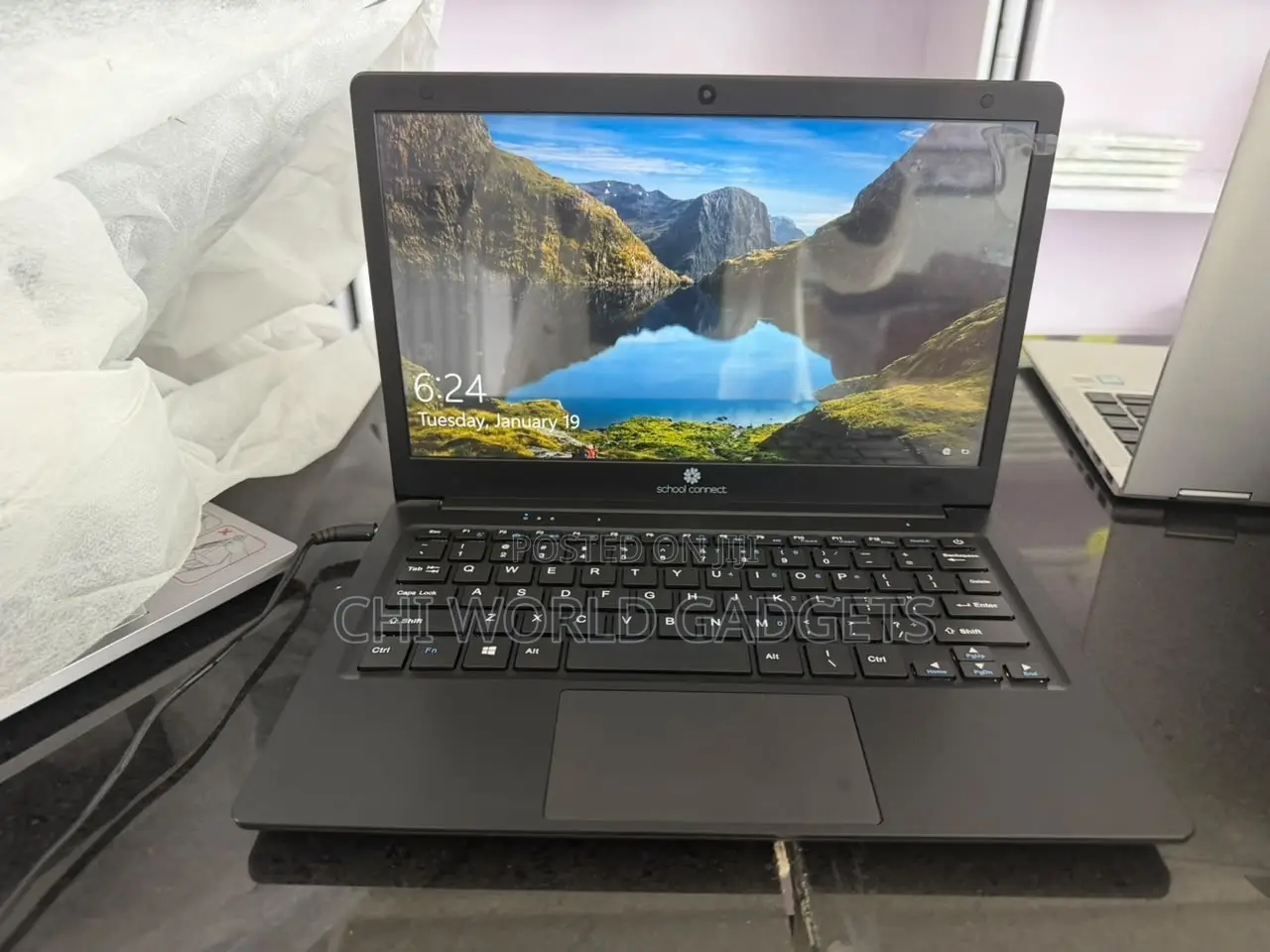 Laptop RM Minibook 4GB Intel Celeron SSD 128GB