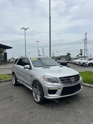 Mercedes-Benz M Class ML 63 AMG 2012 Silver