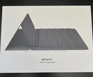 Apple iPad Pro (10.5”) Smart Keyboard