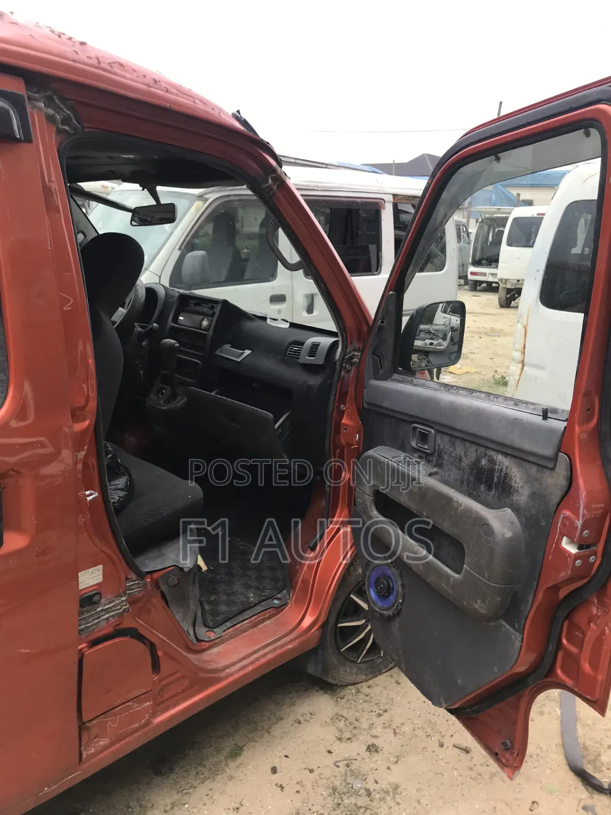 Daihatsu Hijet 2017 Orange
