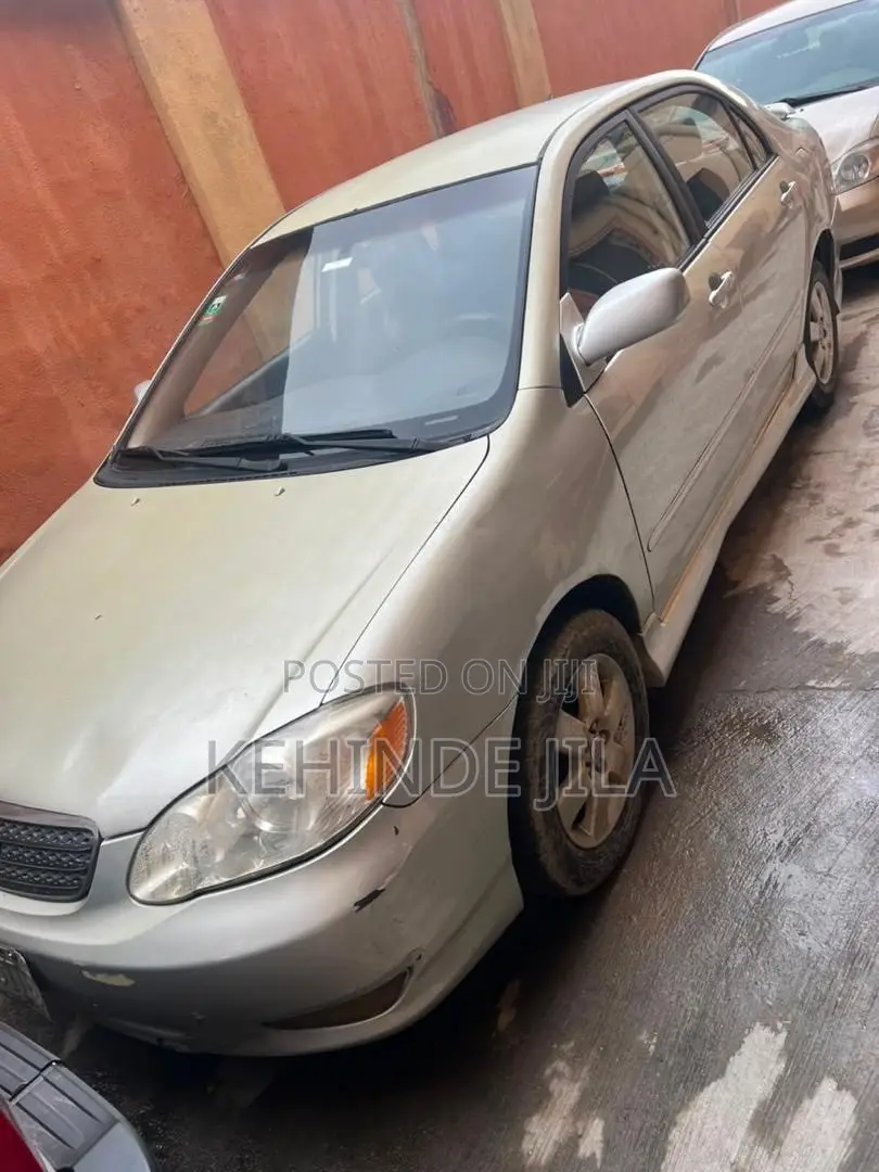 Toyota Corolla 2003 Silver