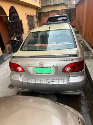 Toyota Corolla 2003 Silver
