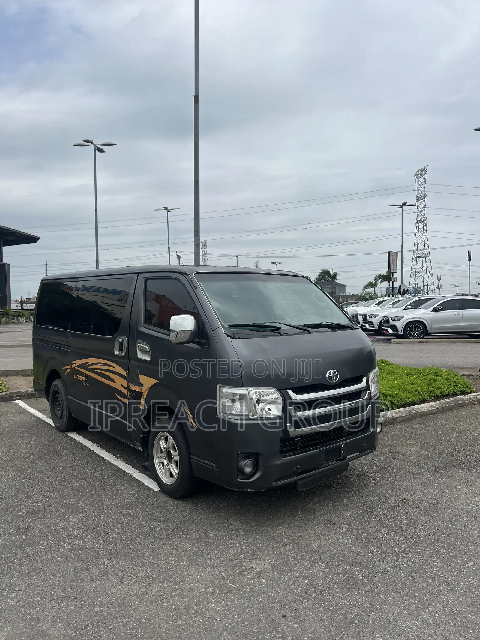 Toyota HiAce 2013 Grey