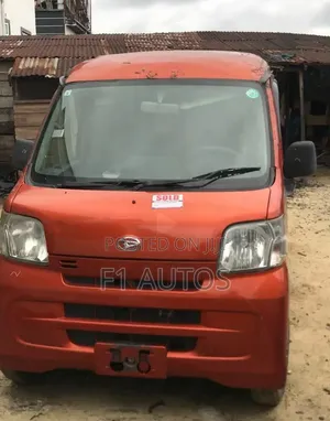 Daihatsu Hijet 2017 Orange