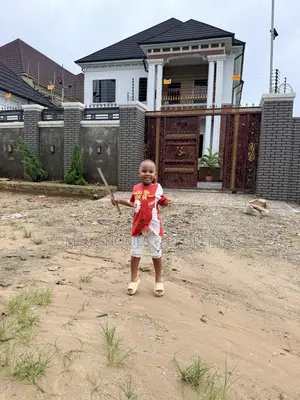 6bdrm Duplex in Ibb Phase 2 Umuana for sale