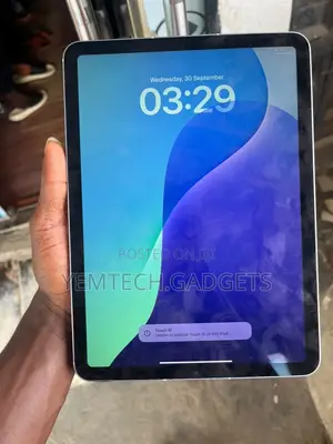 Apple iPad Air (2020) 64 GB Gray