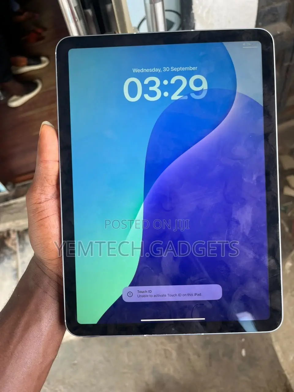 Apple iPad Air (2020) 64 GB Gray
