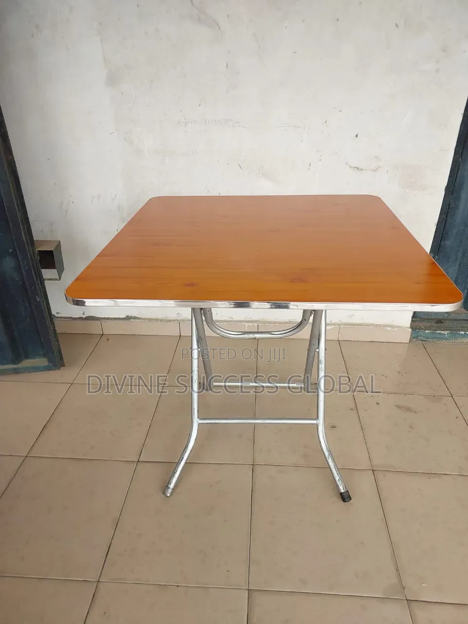 Quality Imported Wooden Restaurant Folding Table