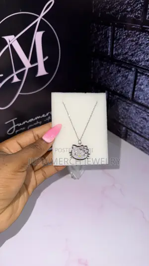 Hello Kitty Necckpiece