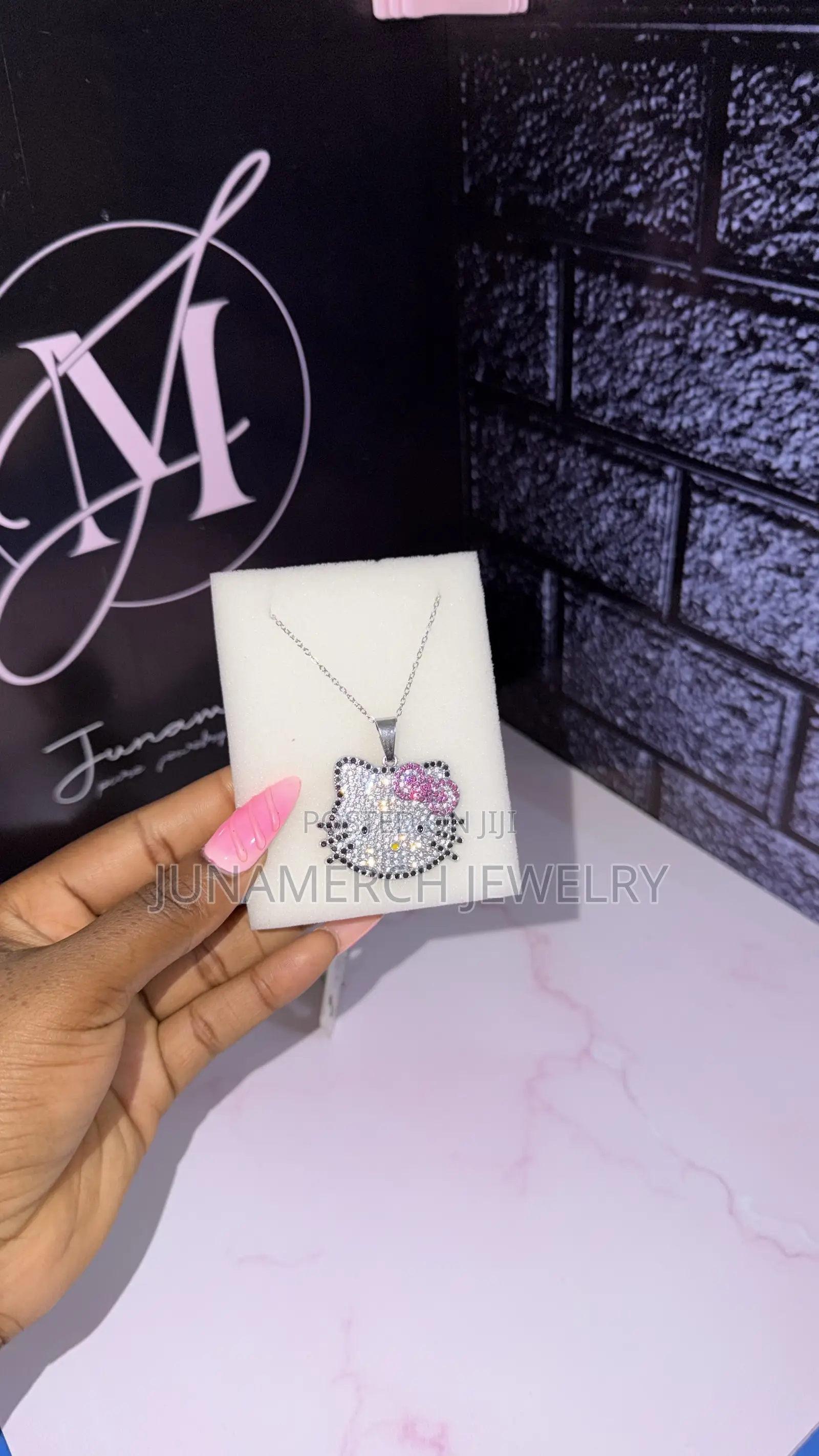 Hello Kitty Necckpiece