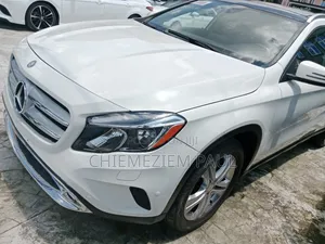 Mercedes-Benz GLA 250 2017 White