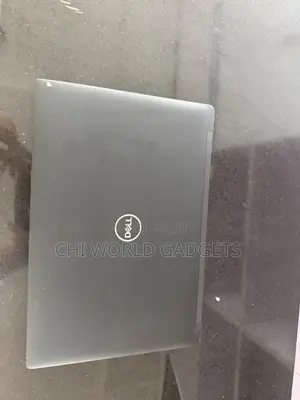 Laptop Dell Latitude 7390 8GB Intel Core i5 SSD 256GB