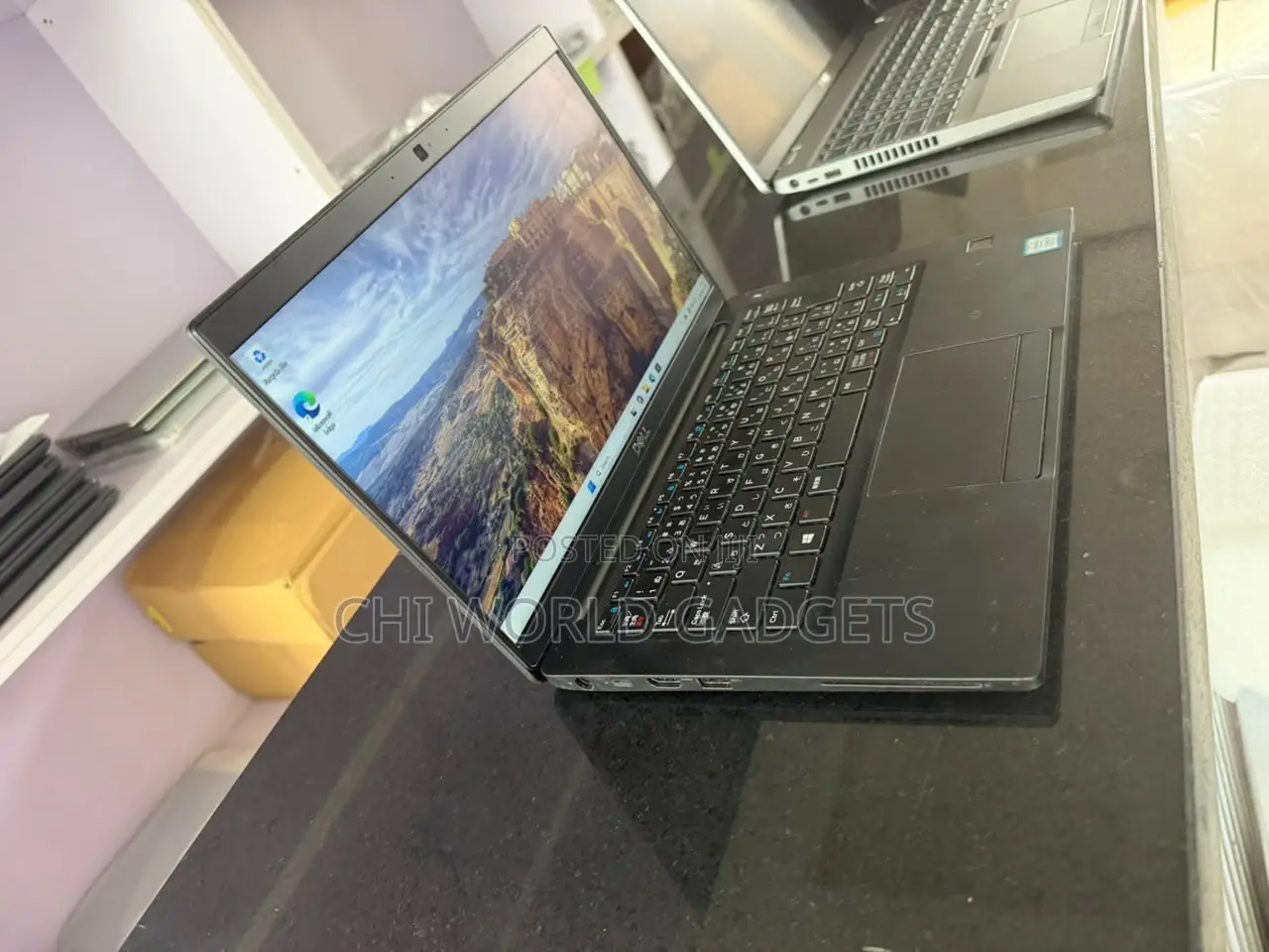 Laptop Dell Latitude 7390 8GB Intel Core i5 SSD 256GB