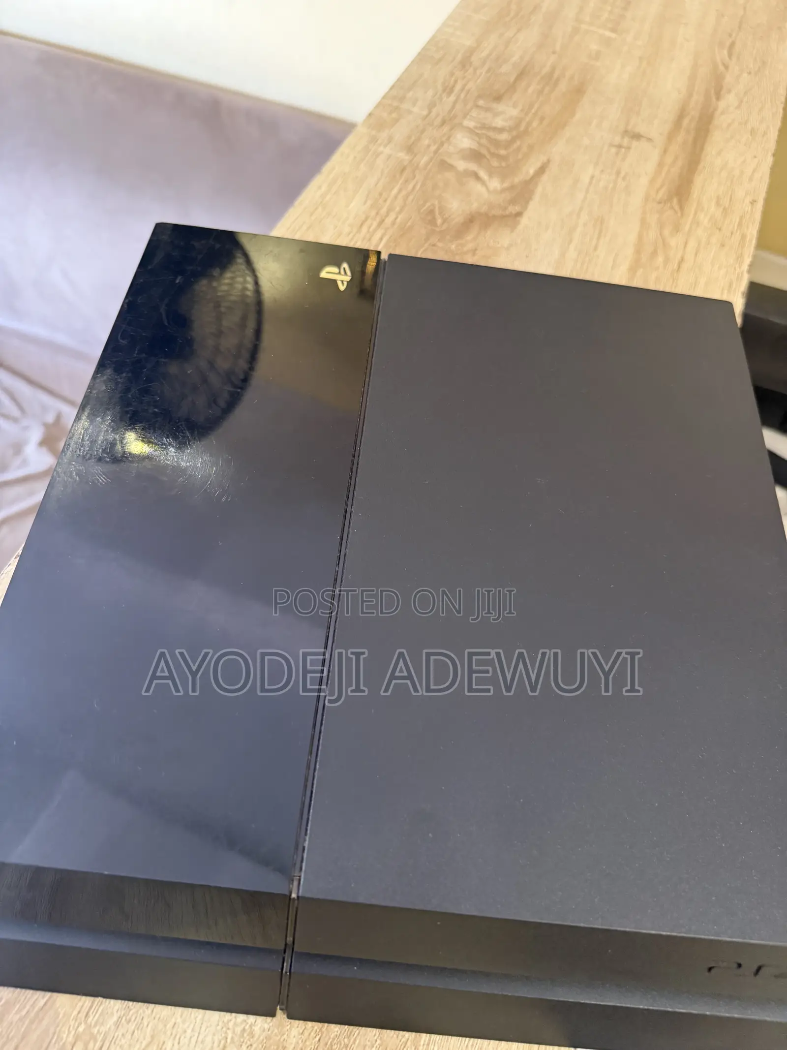 Sony PlayStation 4