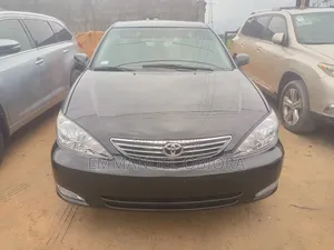 Toyota Camry LE 4dr Sedan (2.4L 4cyl 5A) 2005 Black