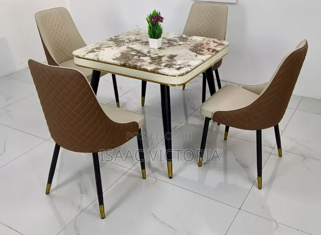 Dining Table by 4 Seats