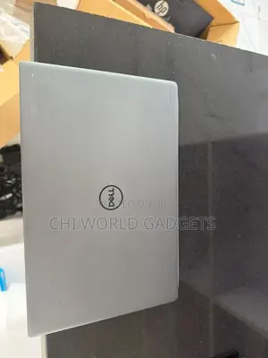 Laptop Dell Vostro 13 5391 8GB Intel Core i7 SSD 256GB