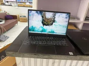 Laptop Dell Vostro 13 5391 8GB Intel Core i7 SSD 256GB