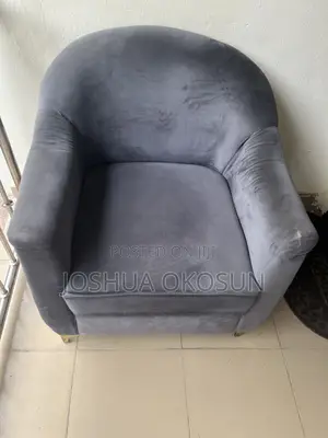 Single Chair