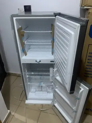 SKYRUN 195L Refrigerator – Premium Home Fridge With Spacious Storage