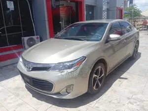 Toyota Avalon 2014 Gold