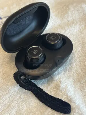 B O Beoplay E8 Earbud
