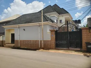 2bdrm Block of Flats in Oshimili South for sale