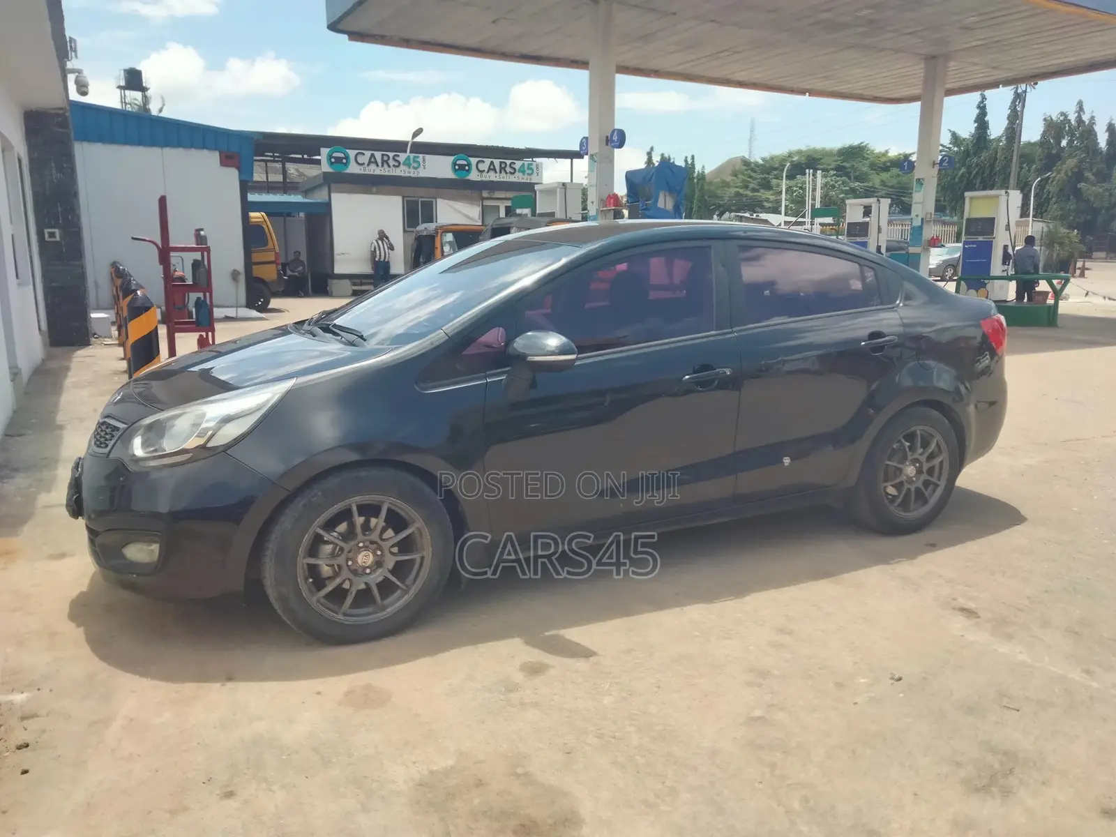 Kia Pride 2013 Black