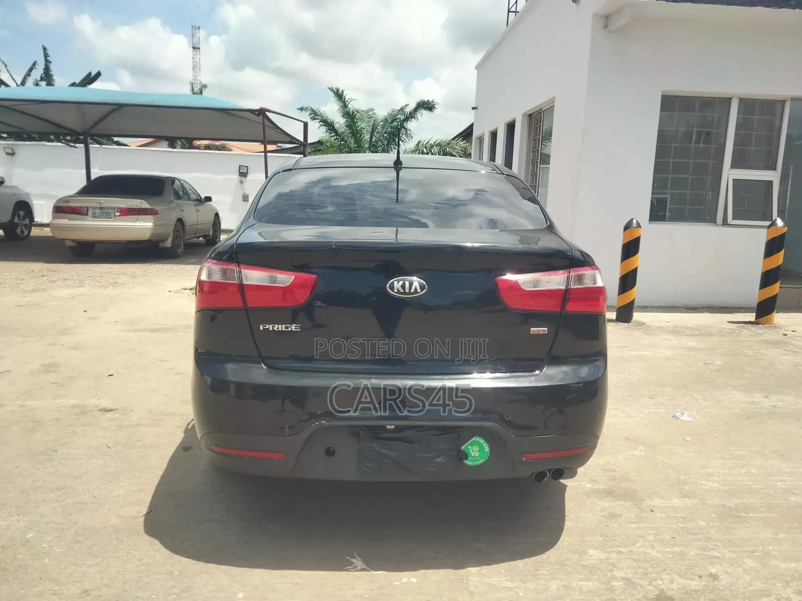 Kia Pride 2013 Black
