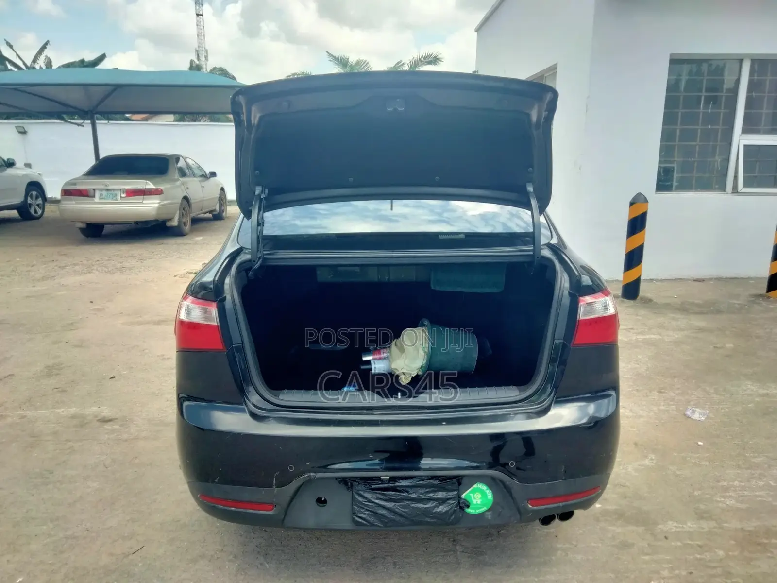 Kia Pride 2013 Black