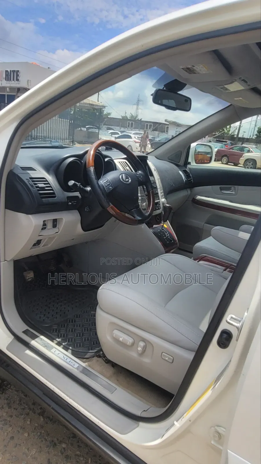 Lexus RX 350 AWD 2009 White