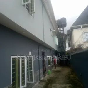 3bdrm Block of Flats in Treasure Estate, Sangotedo for rent