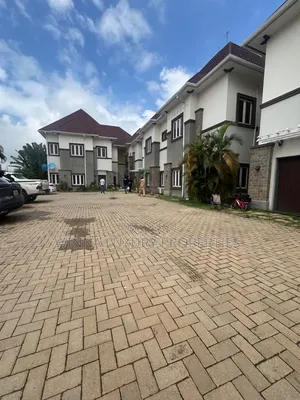 6bdrm Townhouse / Terrace in Citec Mbora for rent