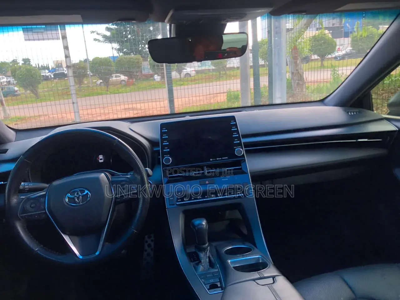 Toyota Avalon 2021 White