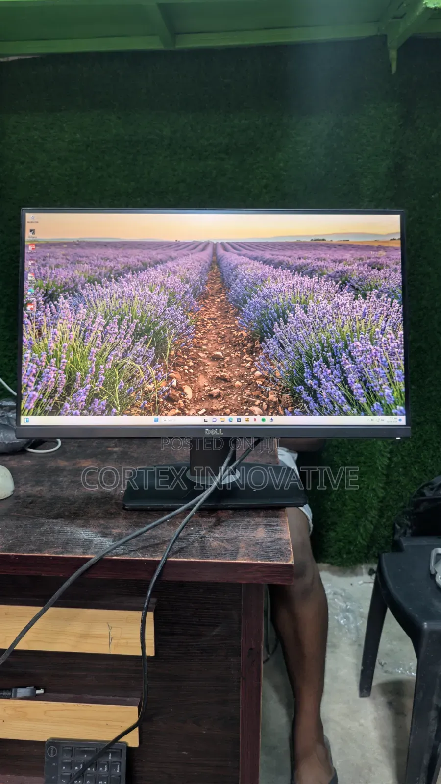 25 Inches Ultra Sharp IPS Monitor 1440p
