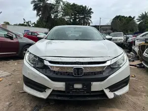 Honda Civic 2016 White