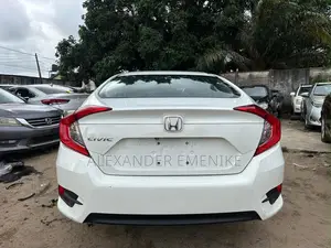 Honda Civic 2016 White