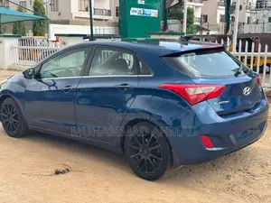 Hyundai Elantra 2018 Blue