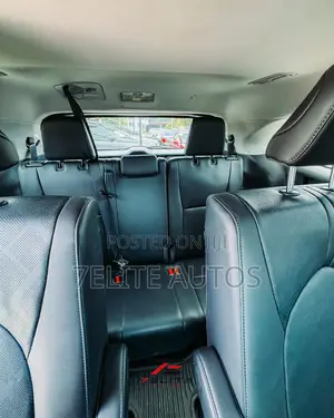 Toyota Highlander 2020 Blue