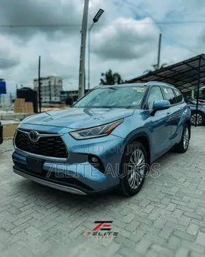 Toyota Highlander 2020 Blue