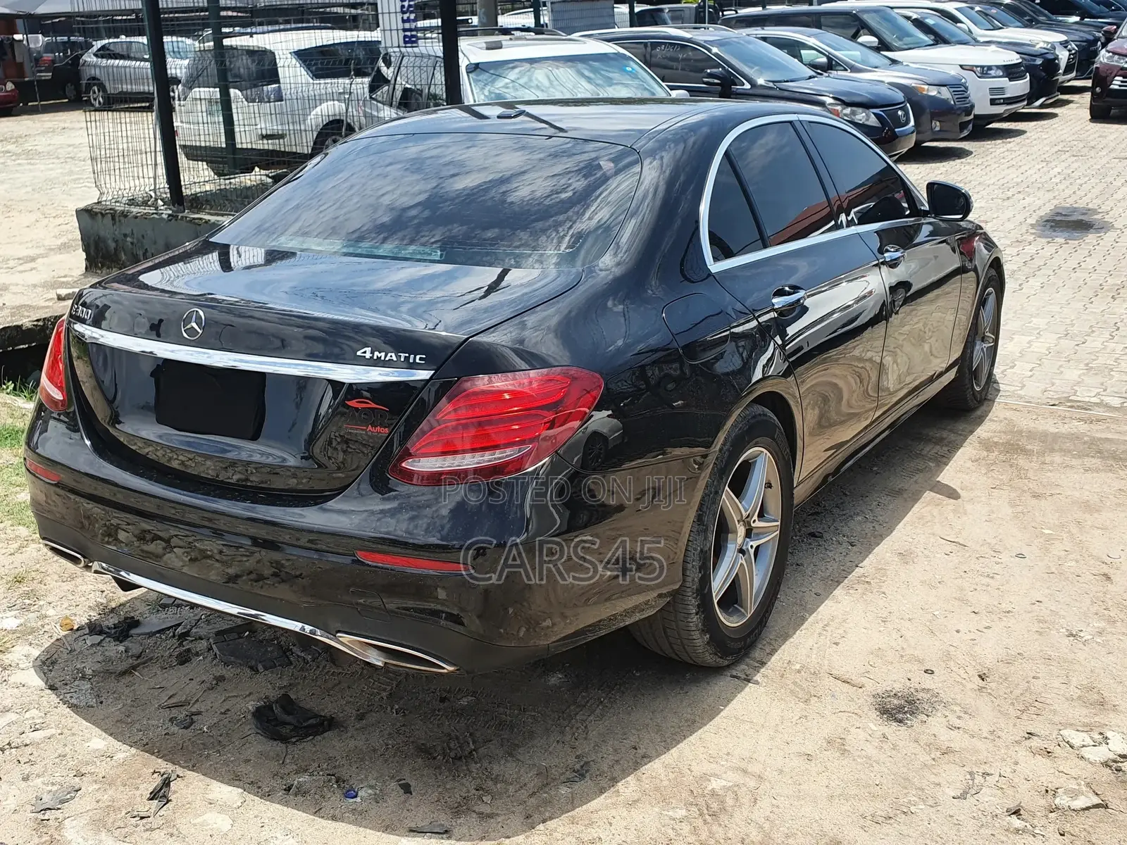Mercedes-Benz E300 2017 Black