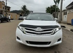 Toyota Venza Limited 4dr Wagon AWD (3.5L 6cyl 6A) 2015 White