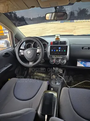 Honda Jazz 2006 Silver