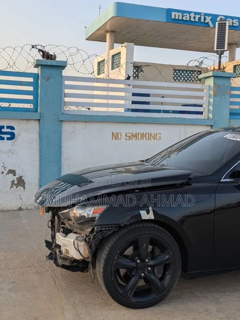 Lexus LX 2017 Black