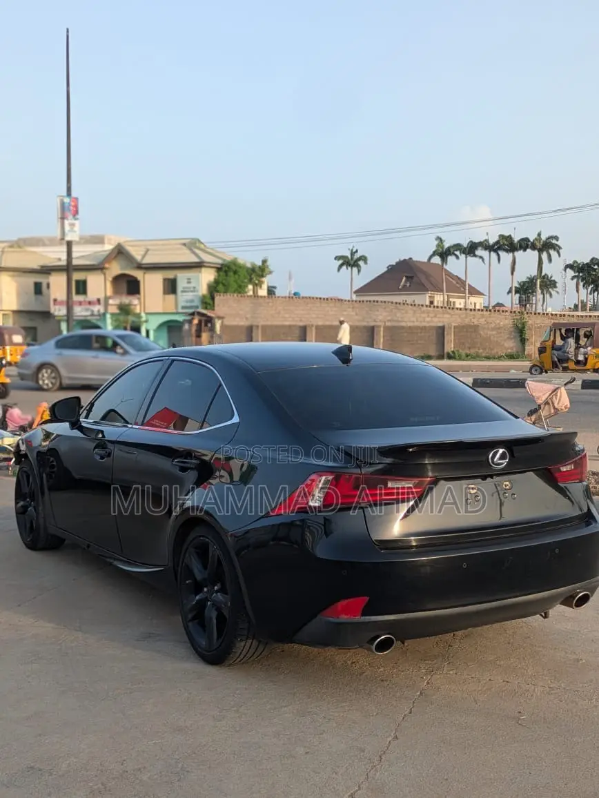 Lexus LX 2017 Black
